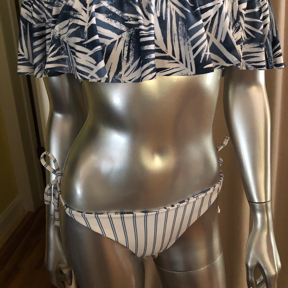 NWT Splendid reversible swim bottom